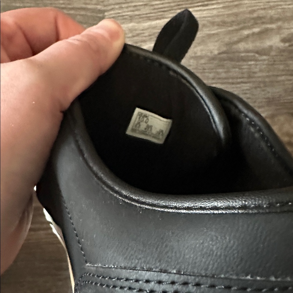 Vans Men's Classic Vegan Leather Black Sneakers - Picture 5 of 5
